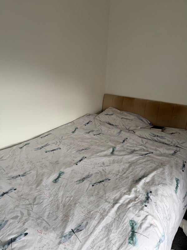 Room Grundy Road in North East Derbyshire