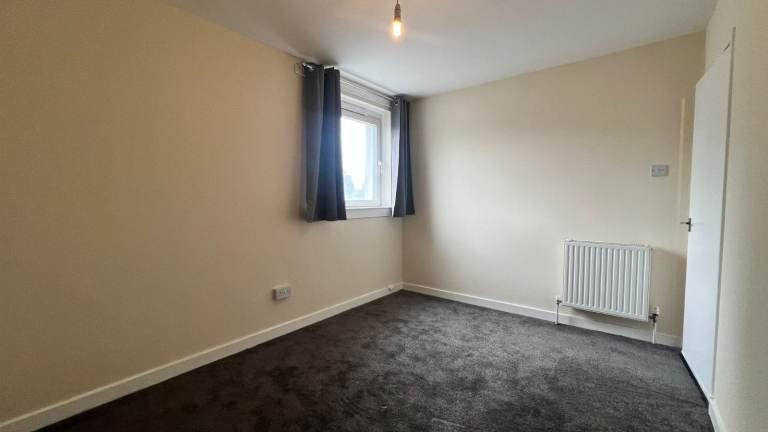 Flat Pollokshaws Road in Glasgow