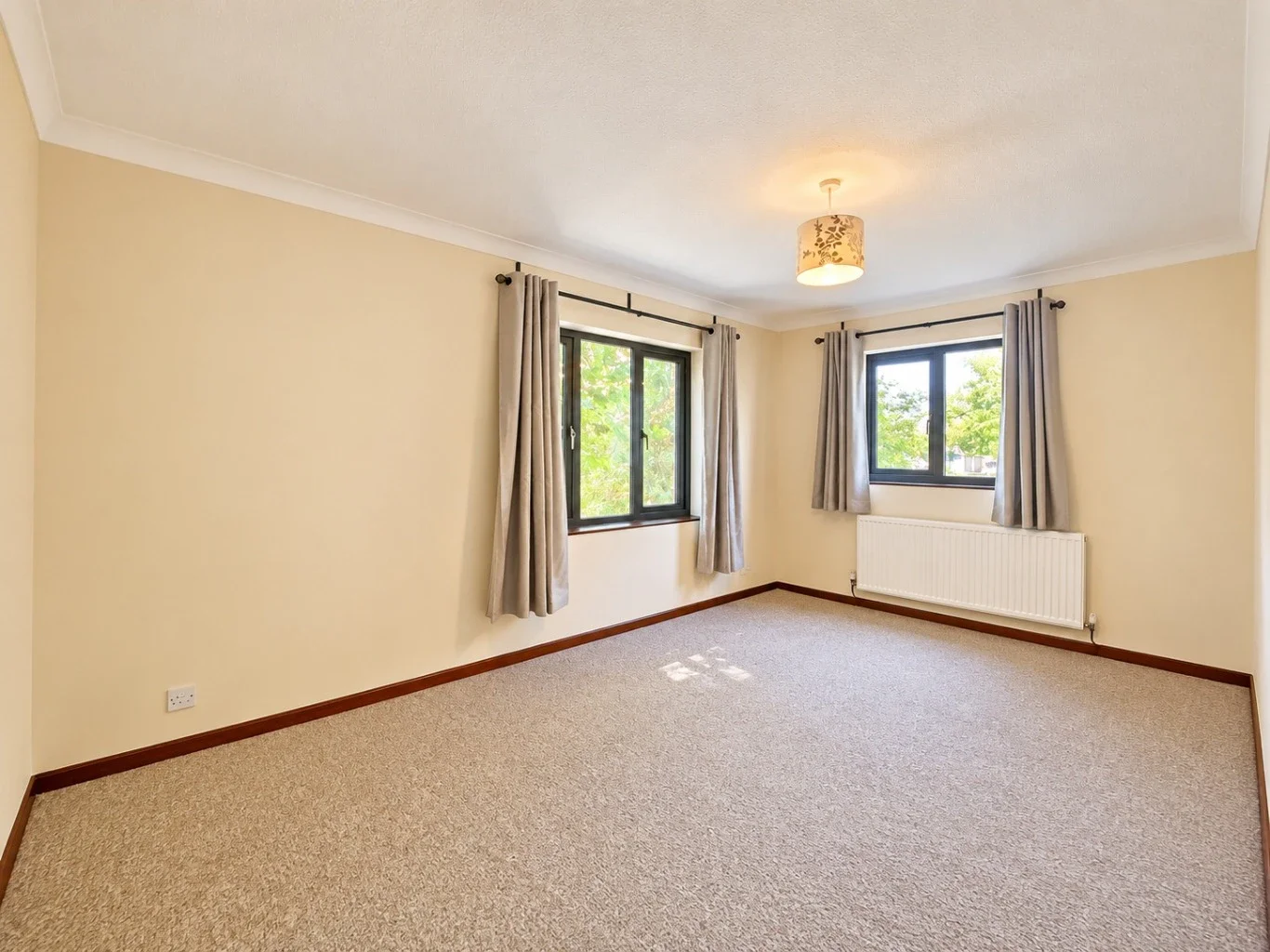 Flat The Ridings in Huntingdonshire