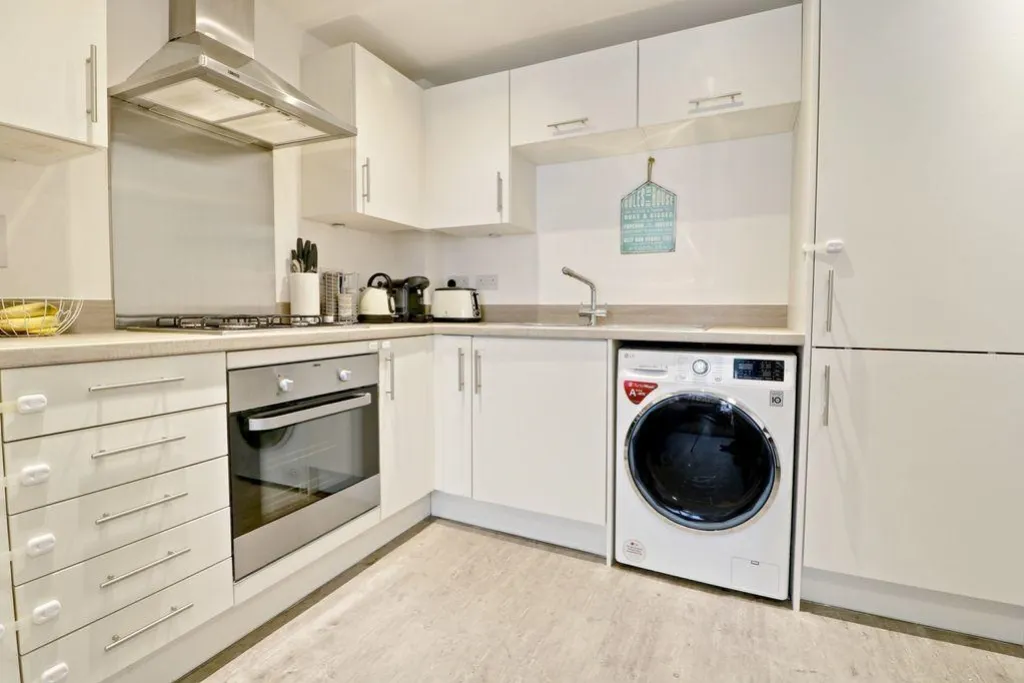 Flat Nightingale Gardens in Basingstoke and Deane