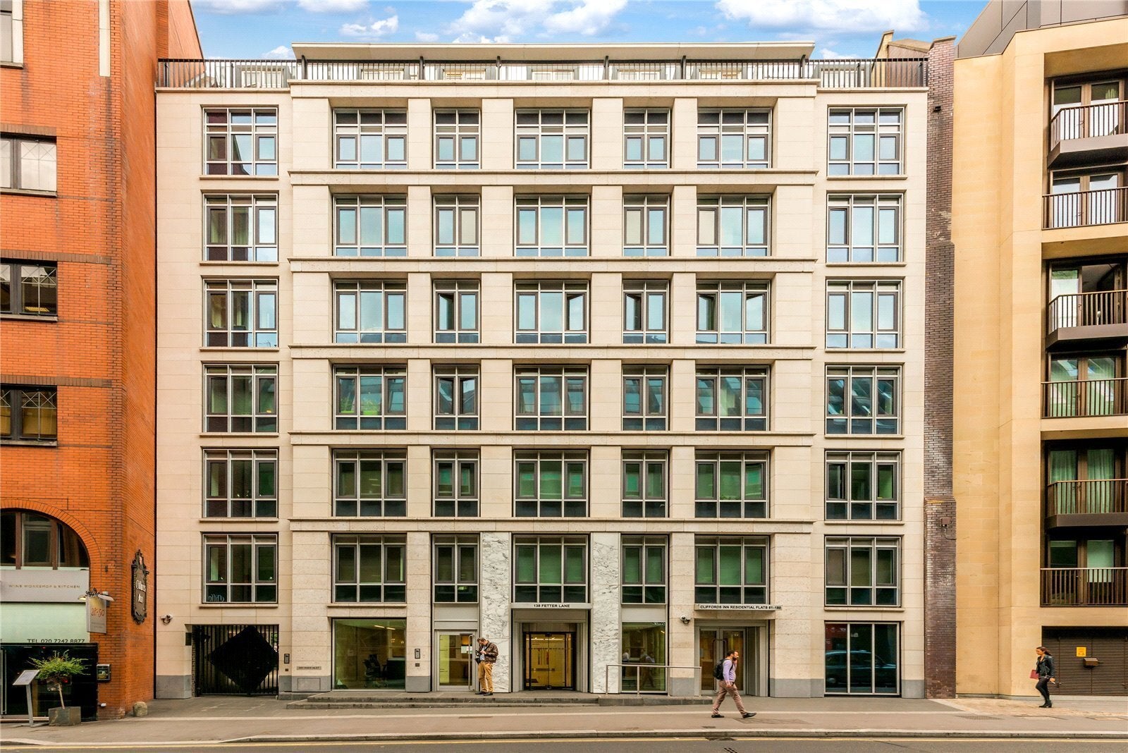 Flat Fetter Lane in City of London