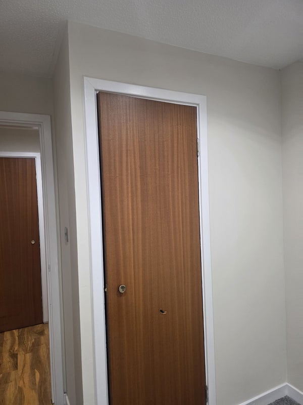 Flat Laird Place in Glasgow