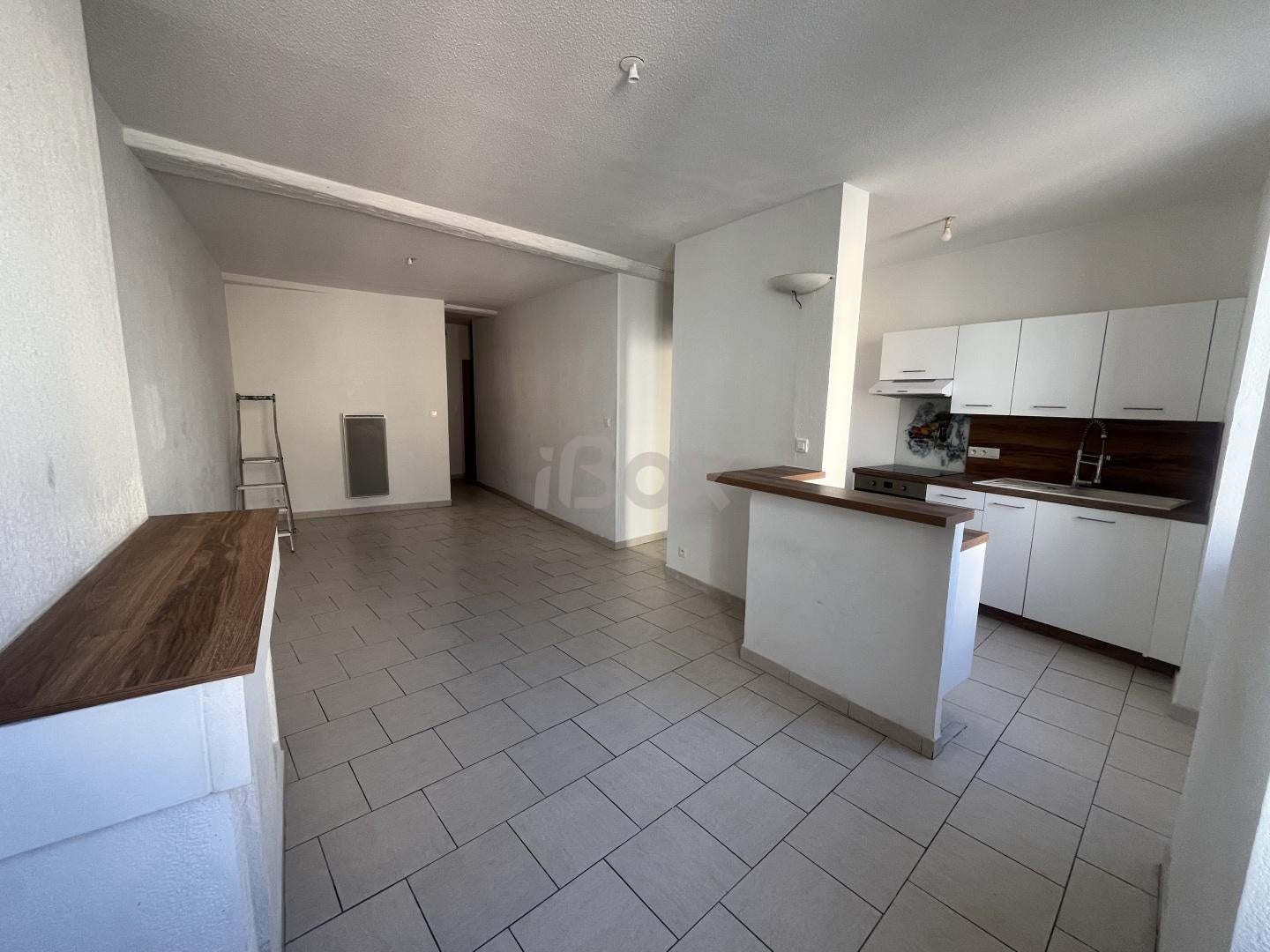 Flat Avenue de Saint-Roch in Toulon