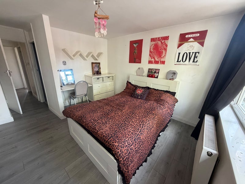 Room Carey Gardens in Greater London