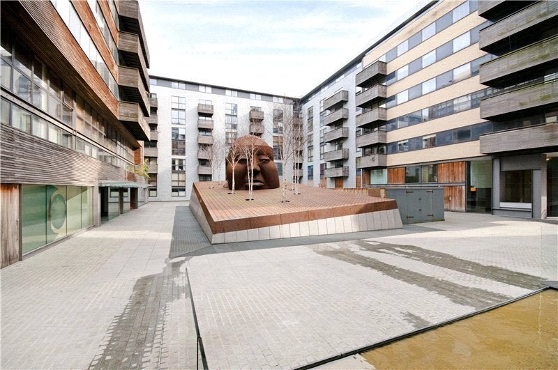 Flat Poole Street in Greater London
