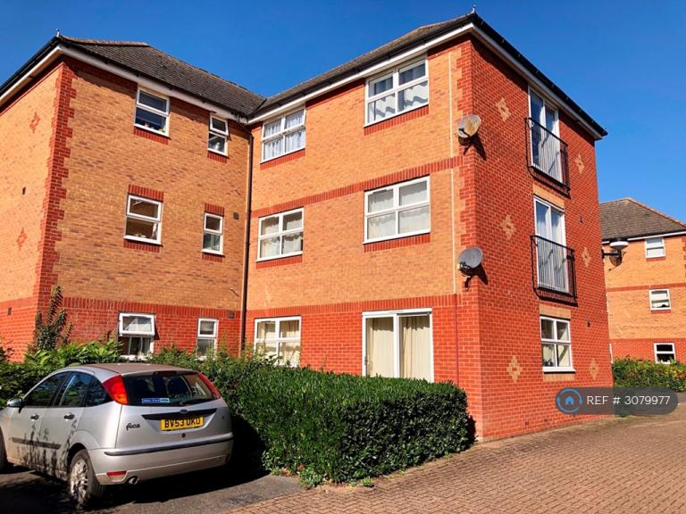 Flat Blackthorn Close in Cambridge