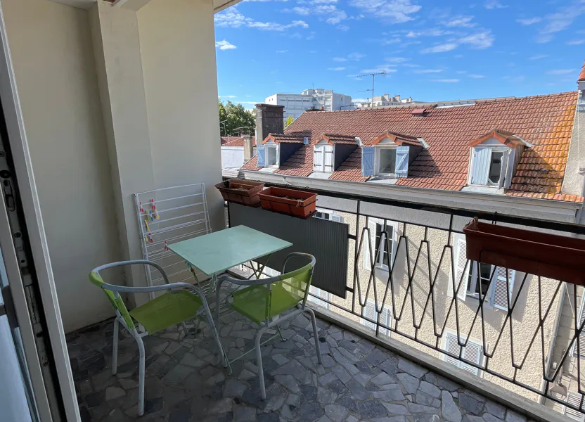 Appartement Rue Justin Blanc à Pau