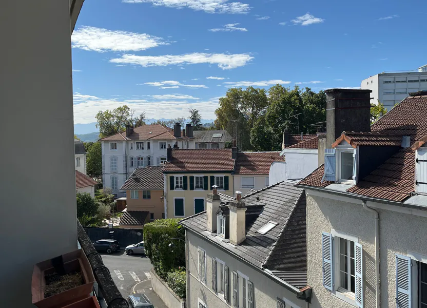 Appartement Rue Justin Blanc à Pau