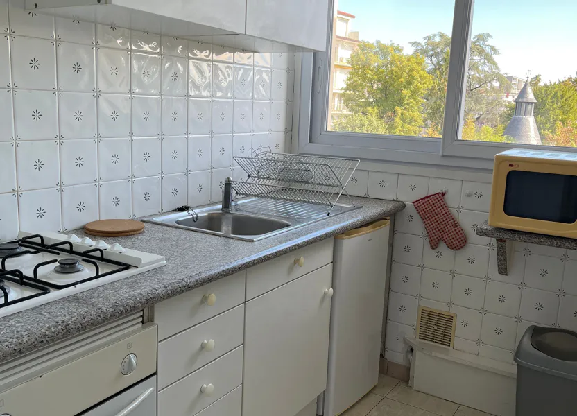 Appartement Rue Justin Blanc à Pau