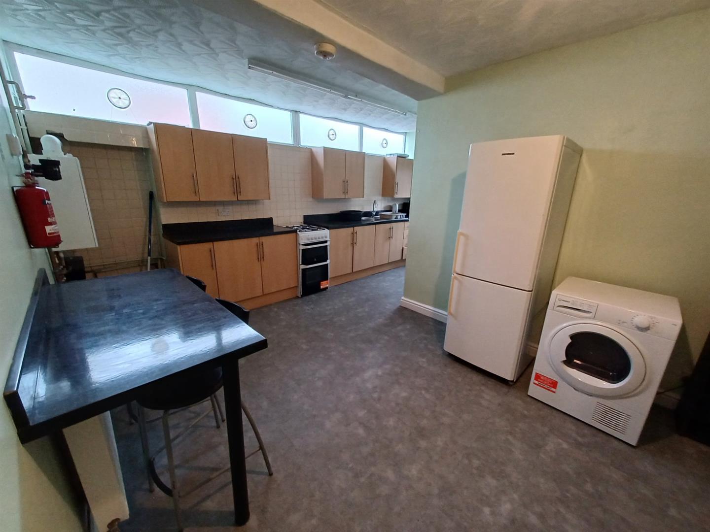 Flat Queen Street in Pontypridd