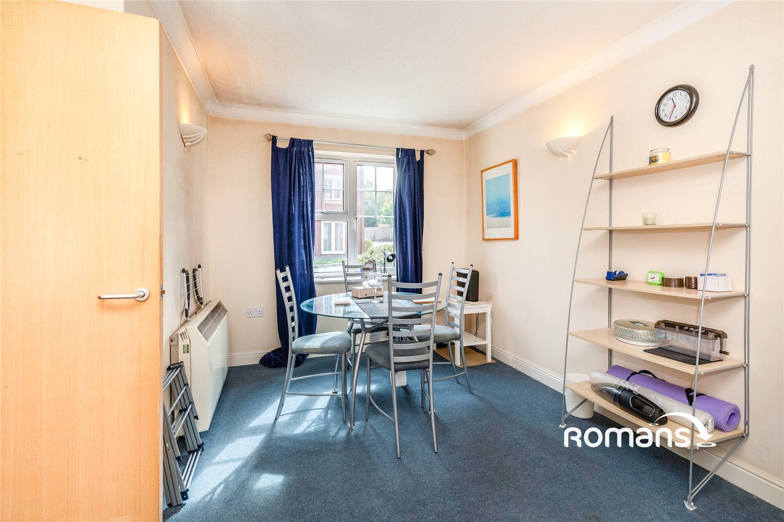 Flat Arthurs Close in Bristol