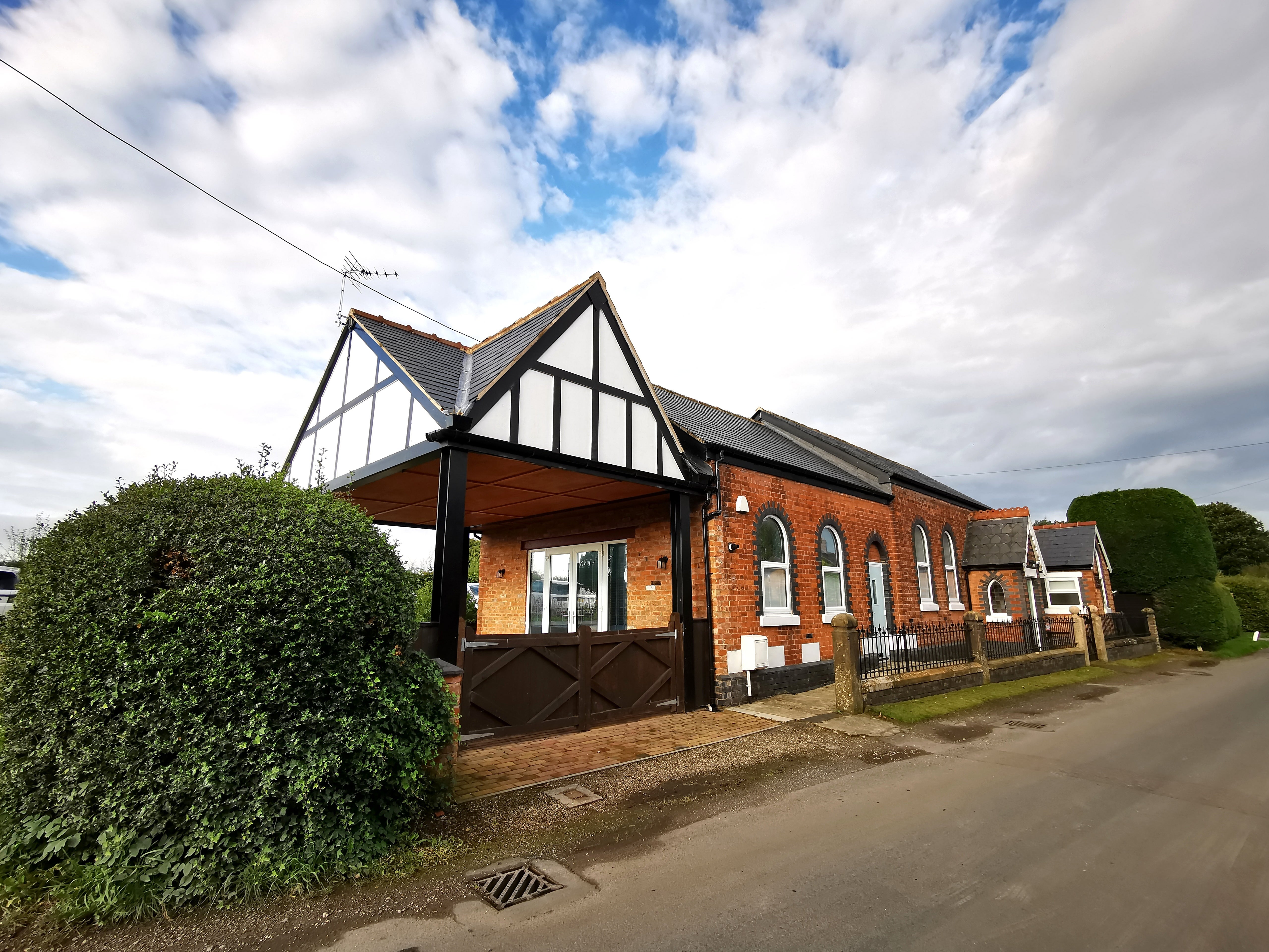 House Beauty Bank in Littler