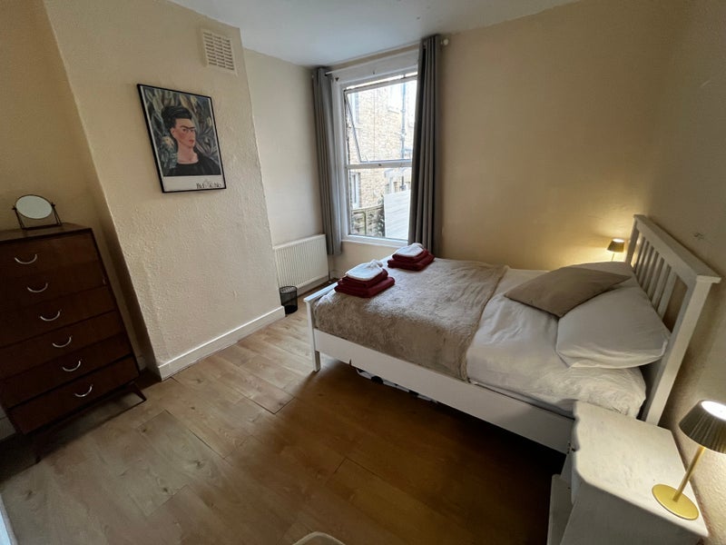 Flat Davenport Road in Greater London