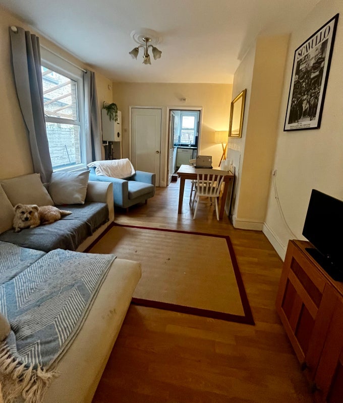 Flat Davenport Road in Greater London