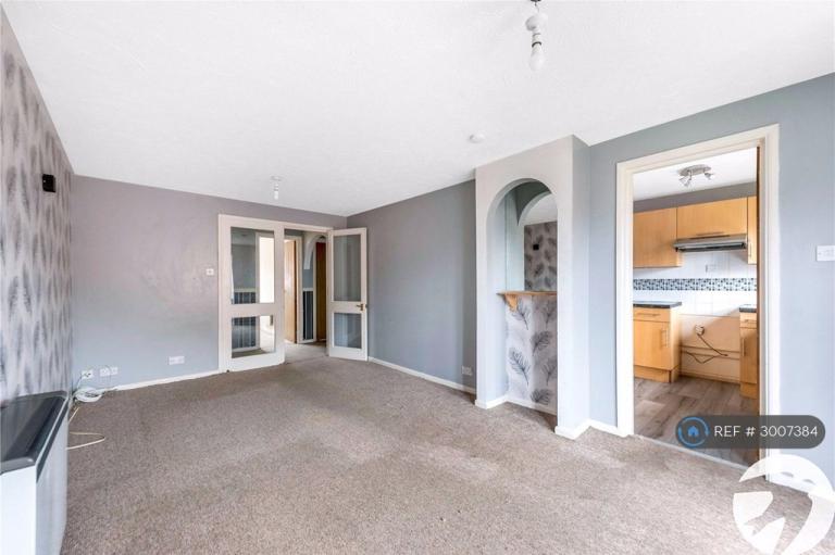 Flat Unicorn Walk in Dartford