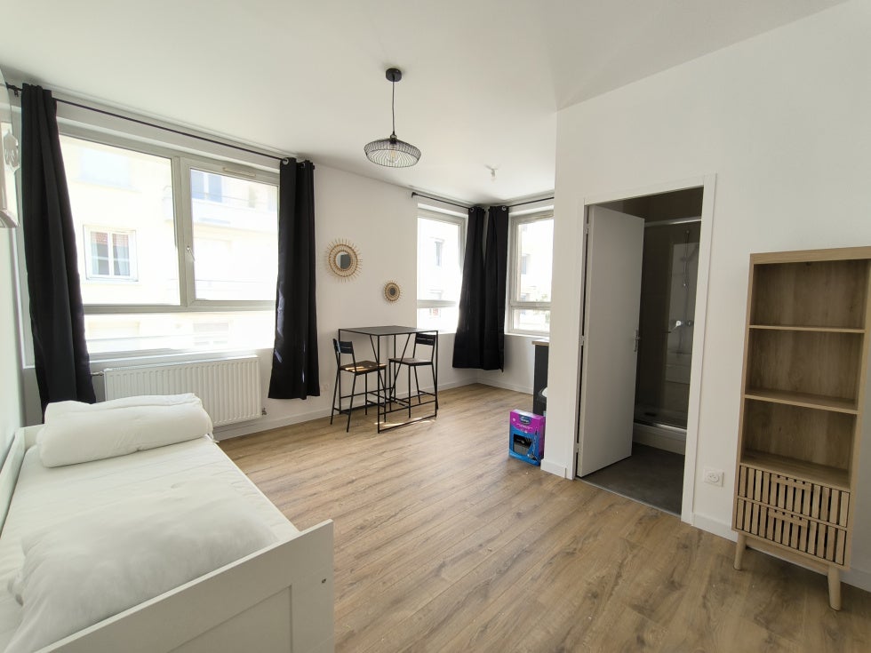 Flat Rue de la Montat in Saint-Étienne