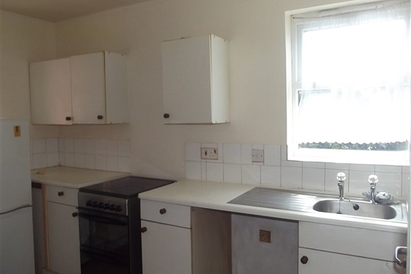 Flat Carlton Drive in Bridgwater