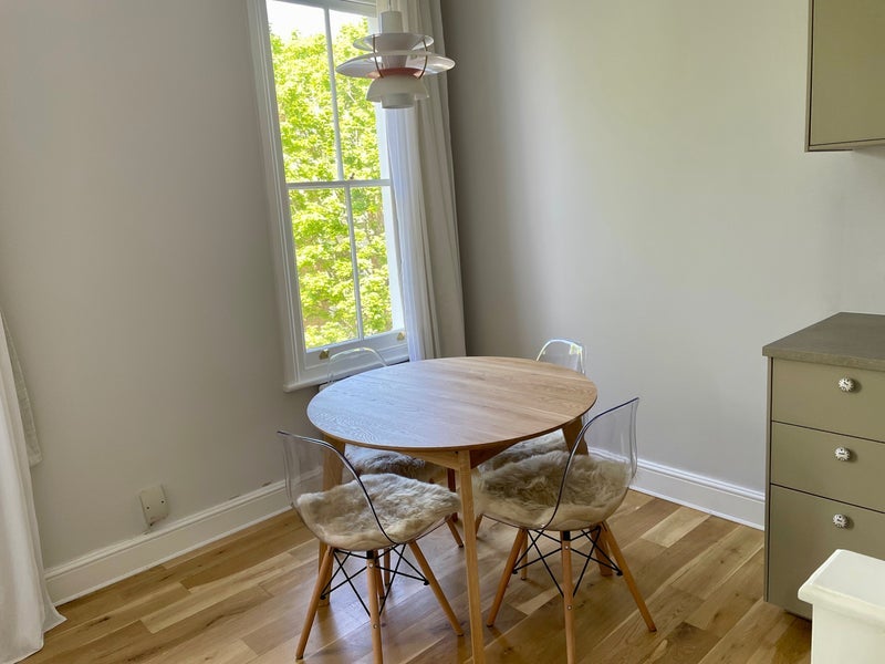 Room Kempsford Gardens in Greater London
