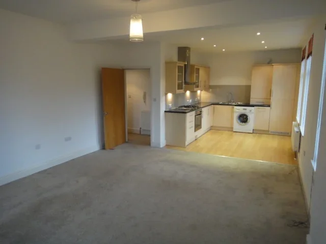 Flat Wellington Road in Oldham