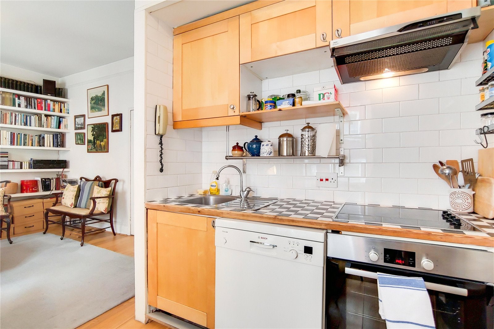 Flat Little Russell Street in Greater London