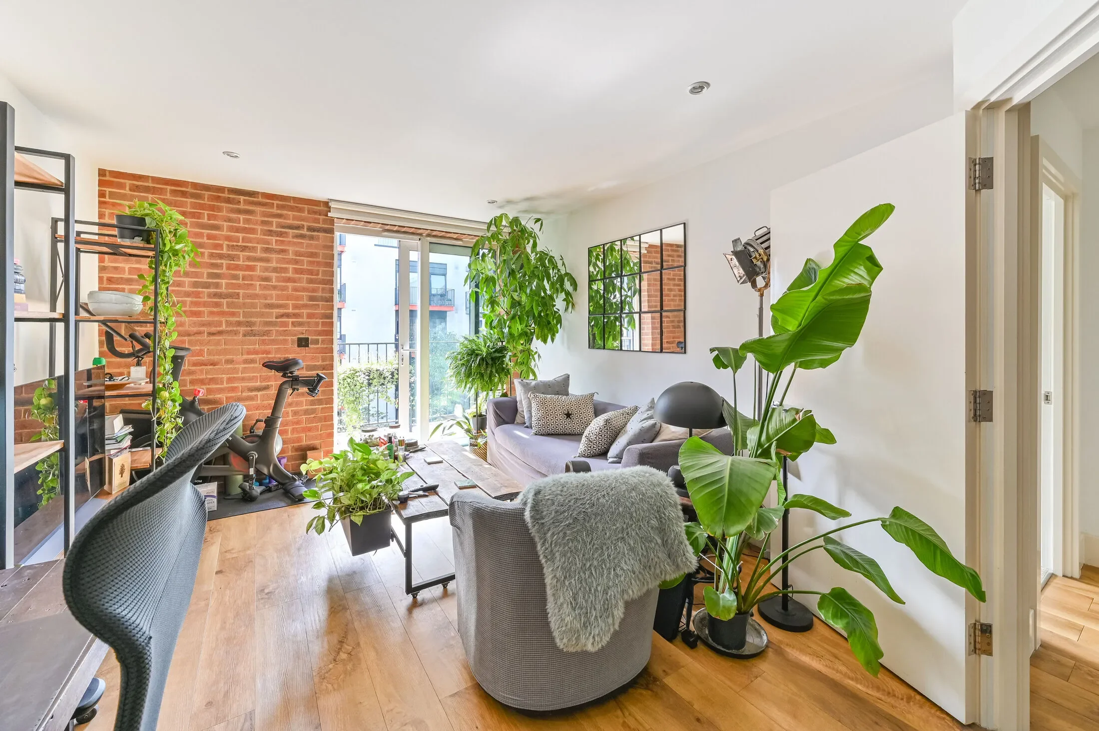 Flat No 1 Street in Greater London