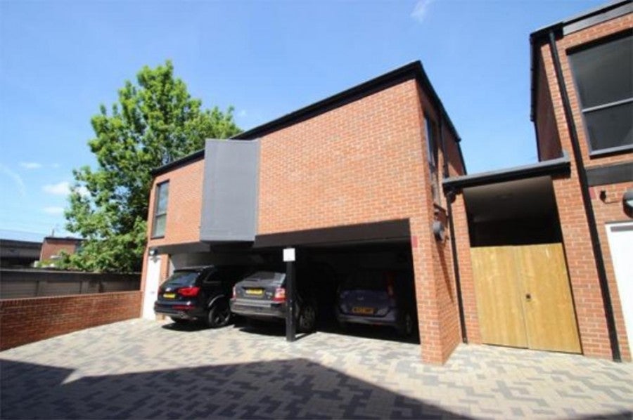 Room Capel Road in Watford