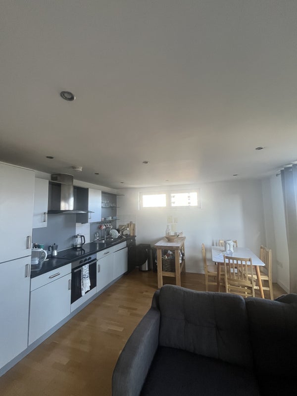 Room Southgate Road in Greater London