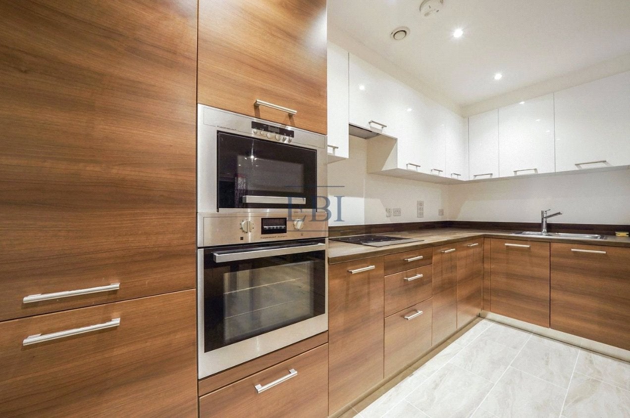 Flat Forge Square in Greater London