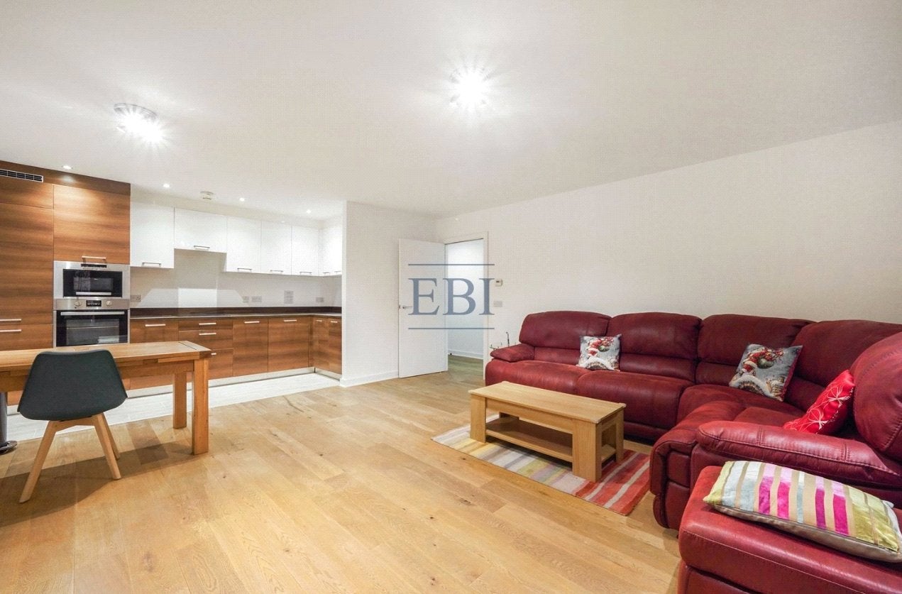 Flat Forge Square in Greater London