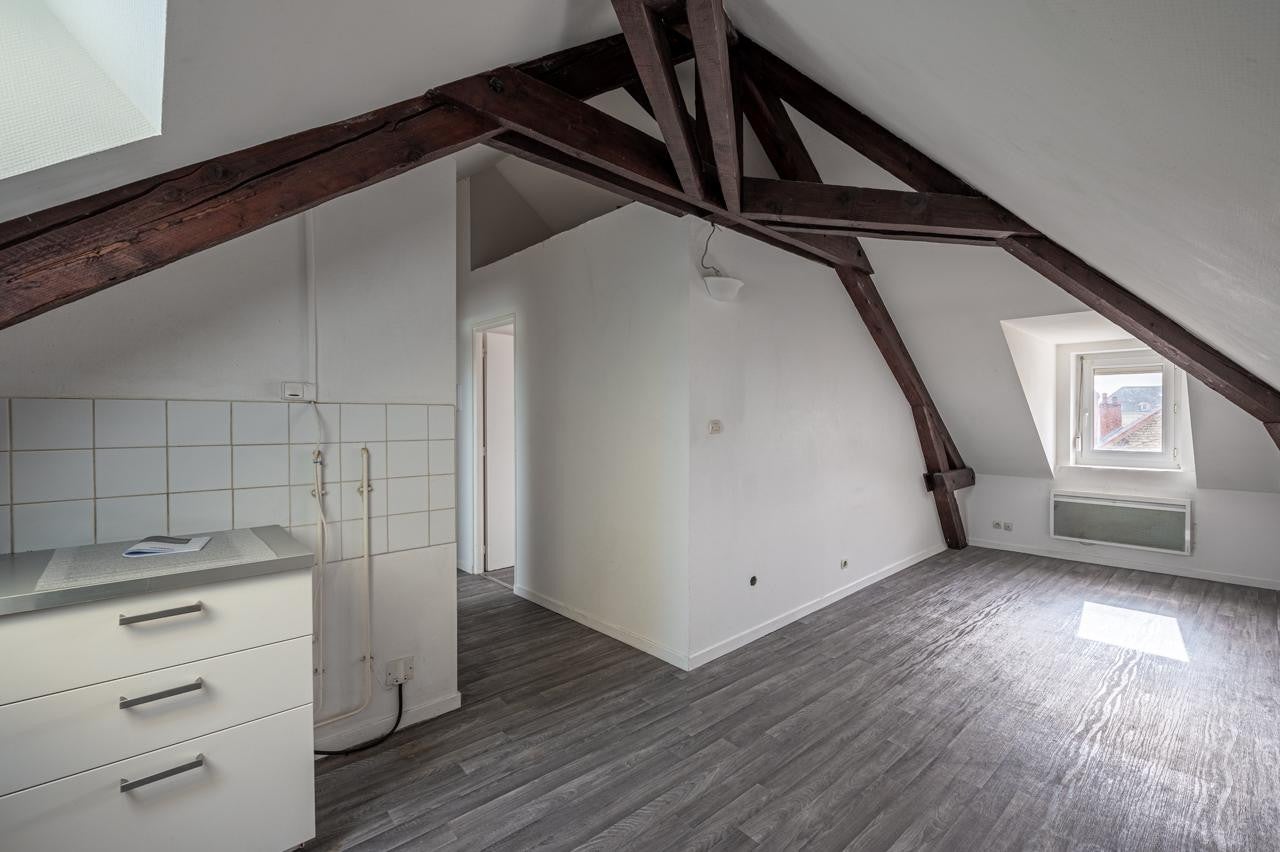 Flat Rue Thurot in Nuits-Saint-Georges