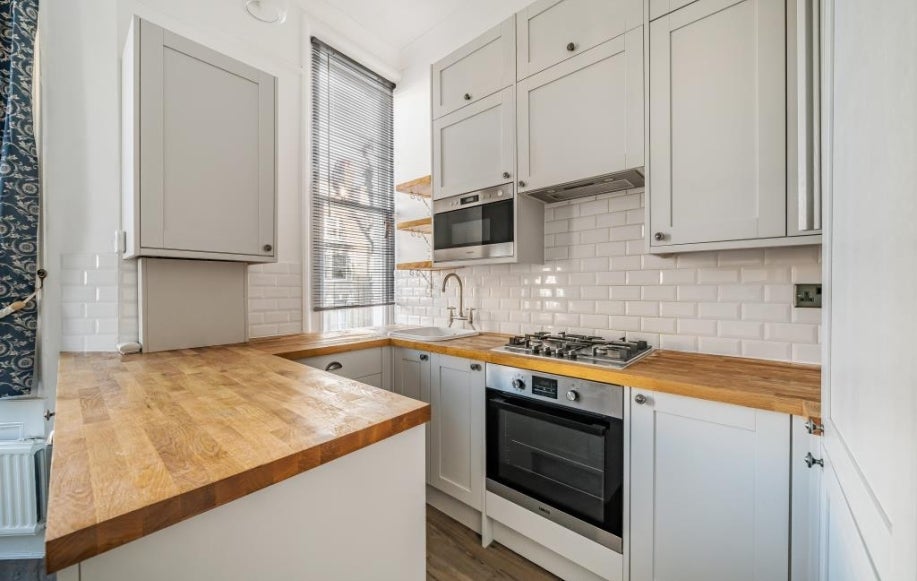 Flat Richmond Hill in Greater London