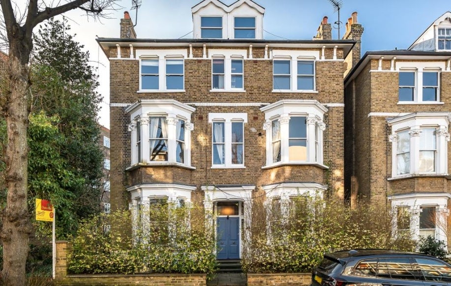 Flat Richmond Hill in Greater London