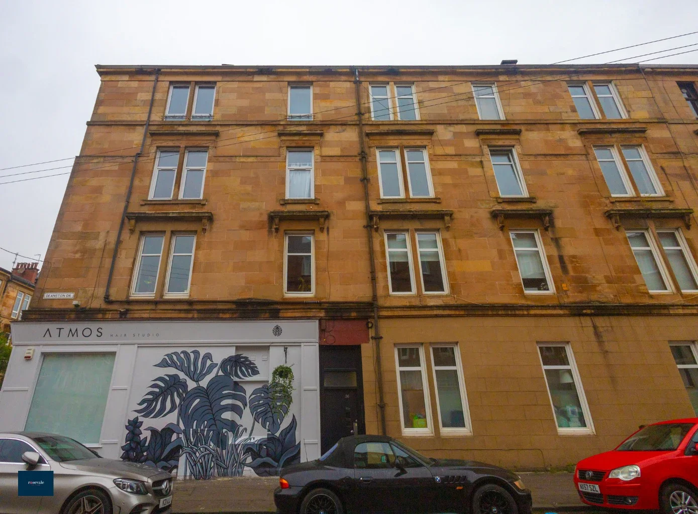 Flat Deanston Drive in Glasgow