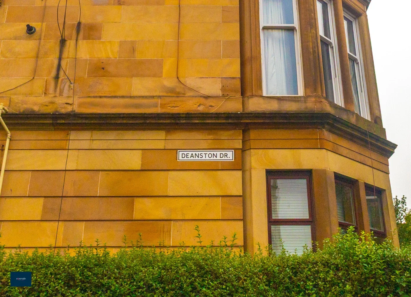 Flat Deanston Drive in Glasgow