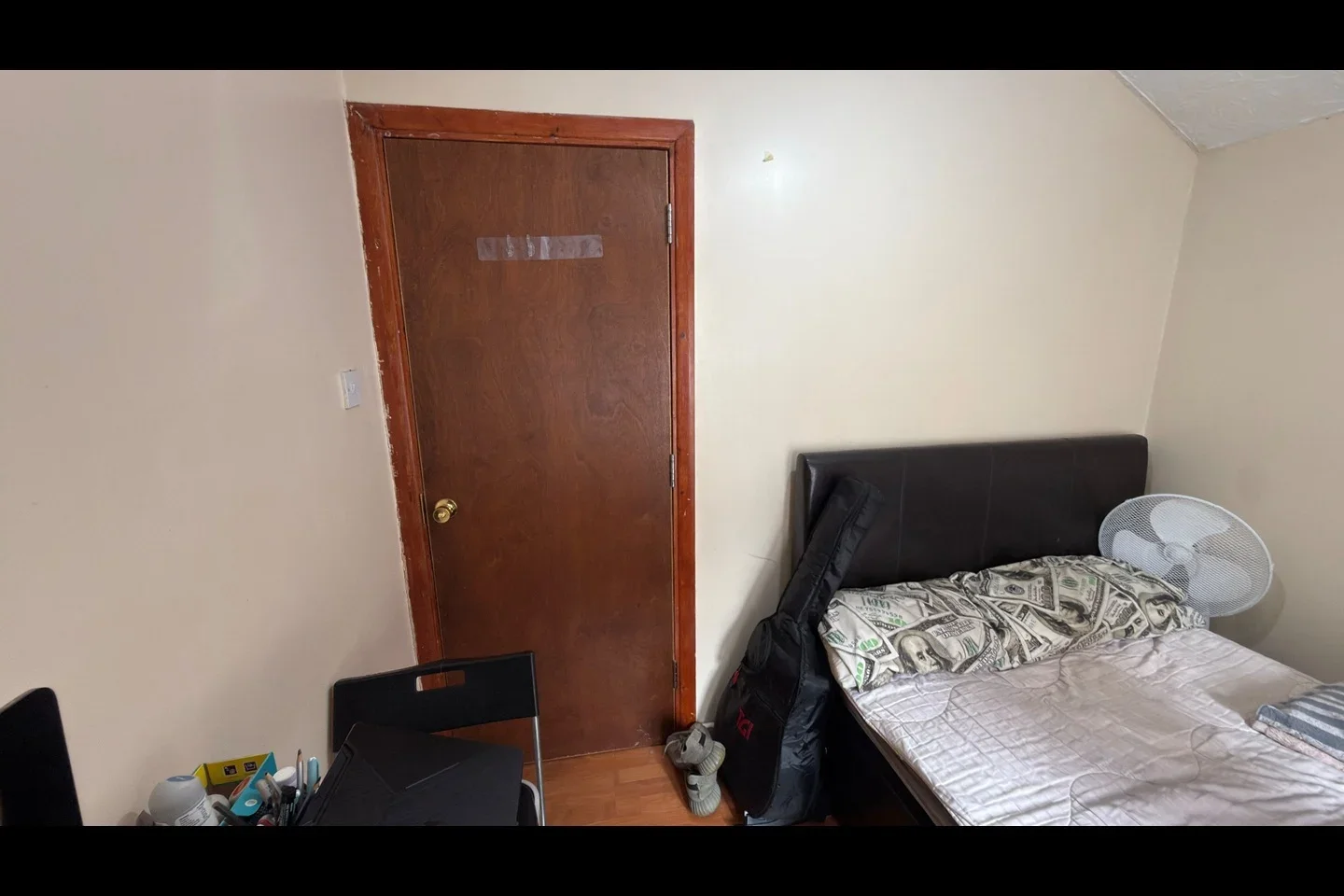 Room Sydney Road in Watford