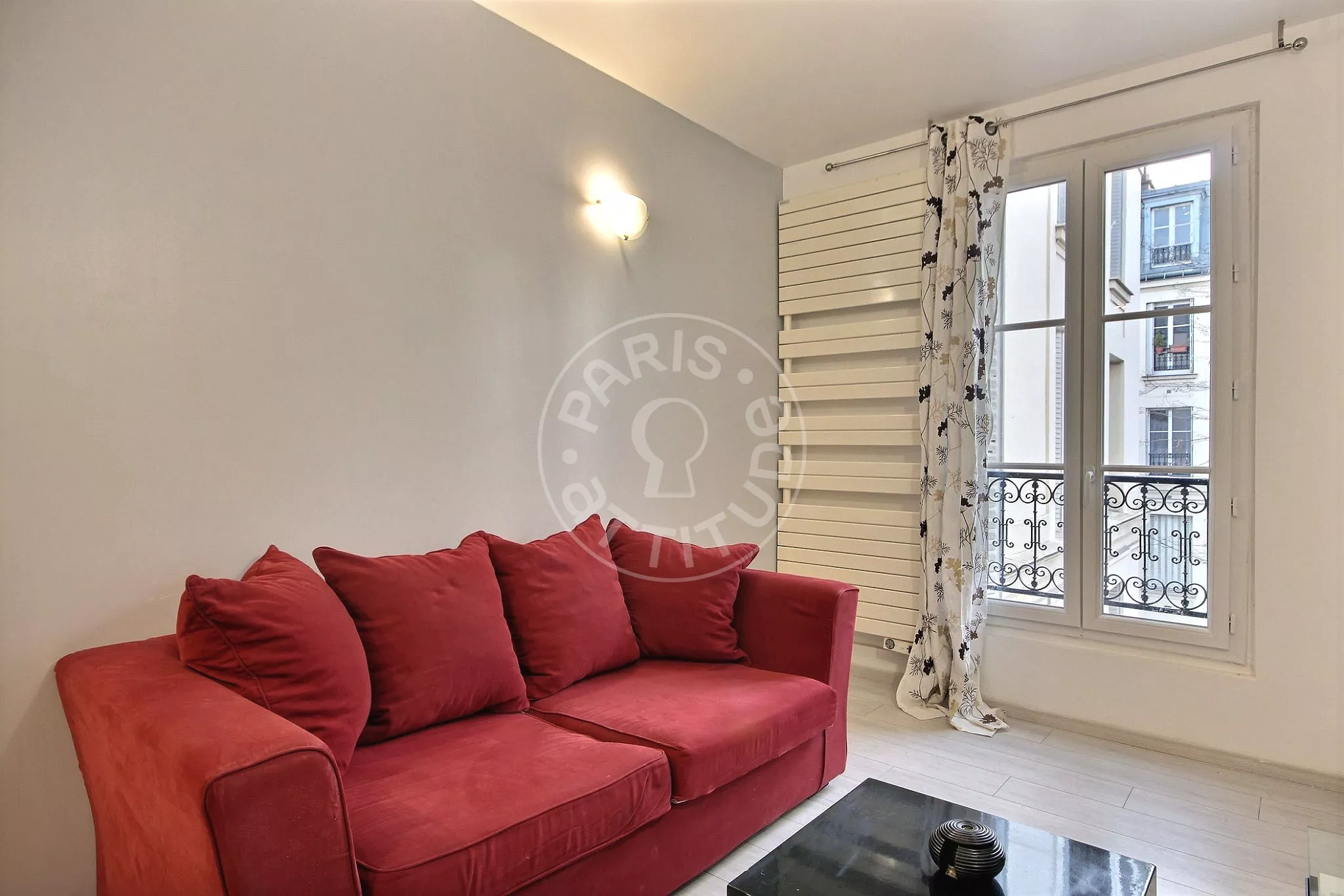 Flat Rue Fondary in Paris