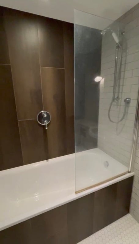 Room Engineers Way in Greater London