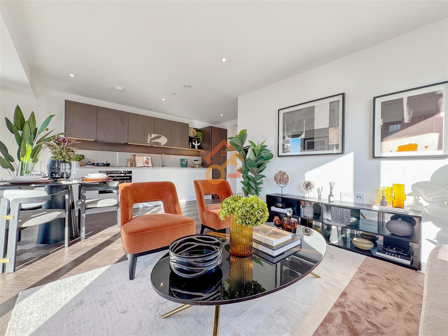 Flat Eden Place in Oxted