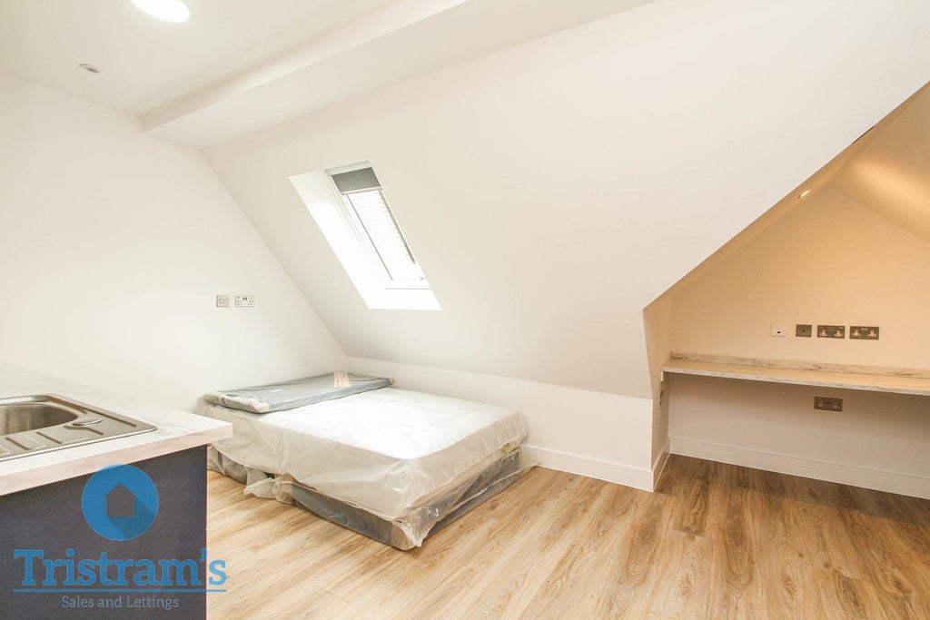 Room Lenton Boulevard in Nottingham