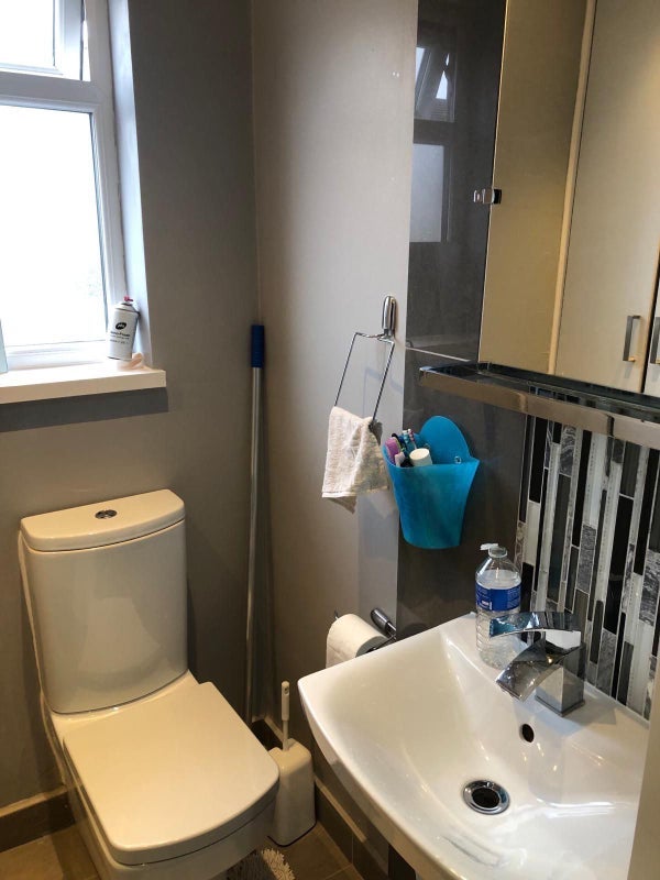 Room Warlingham Road in Greater London