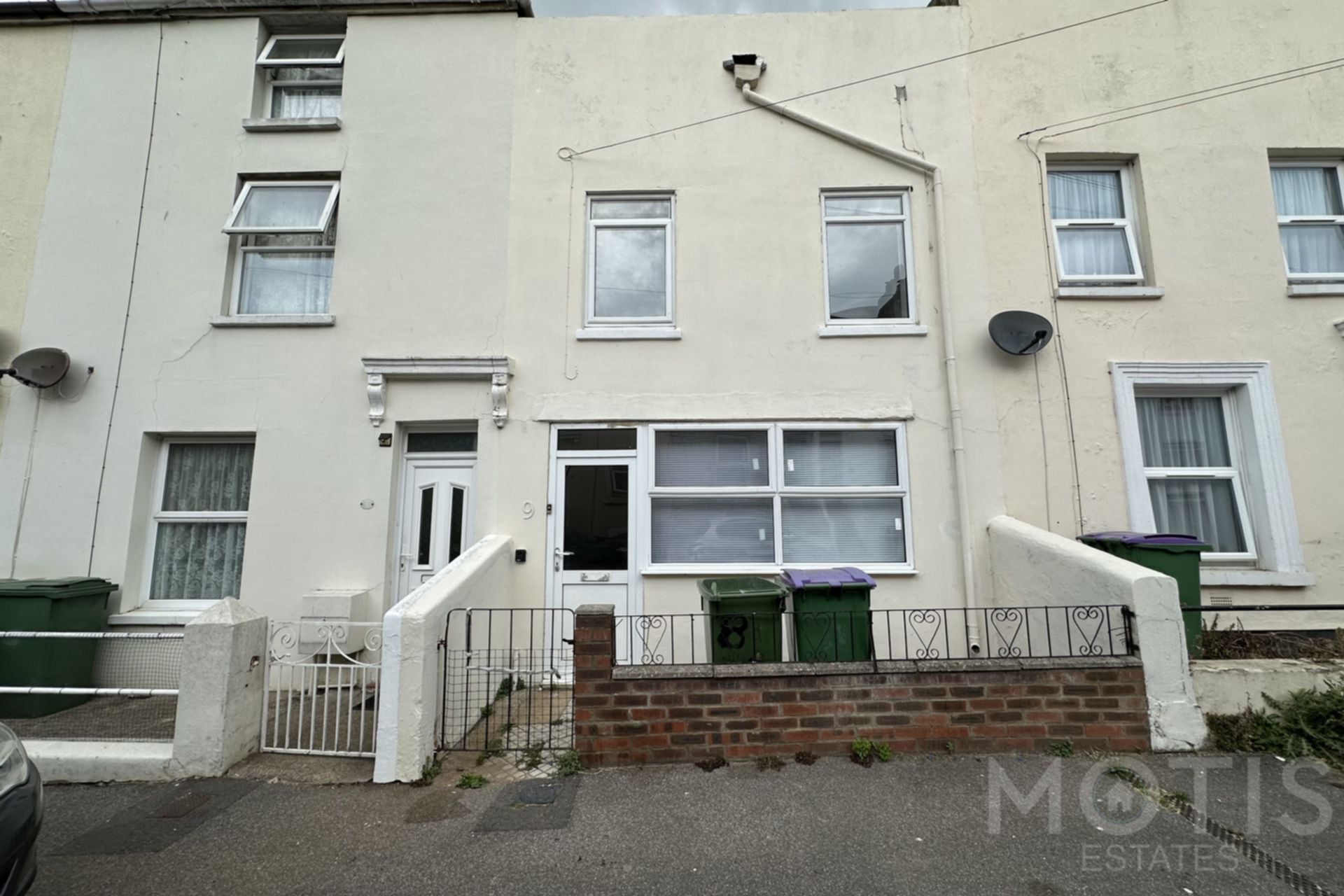 House Queen Street in Folkestone and Hythe District