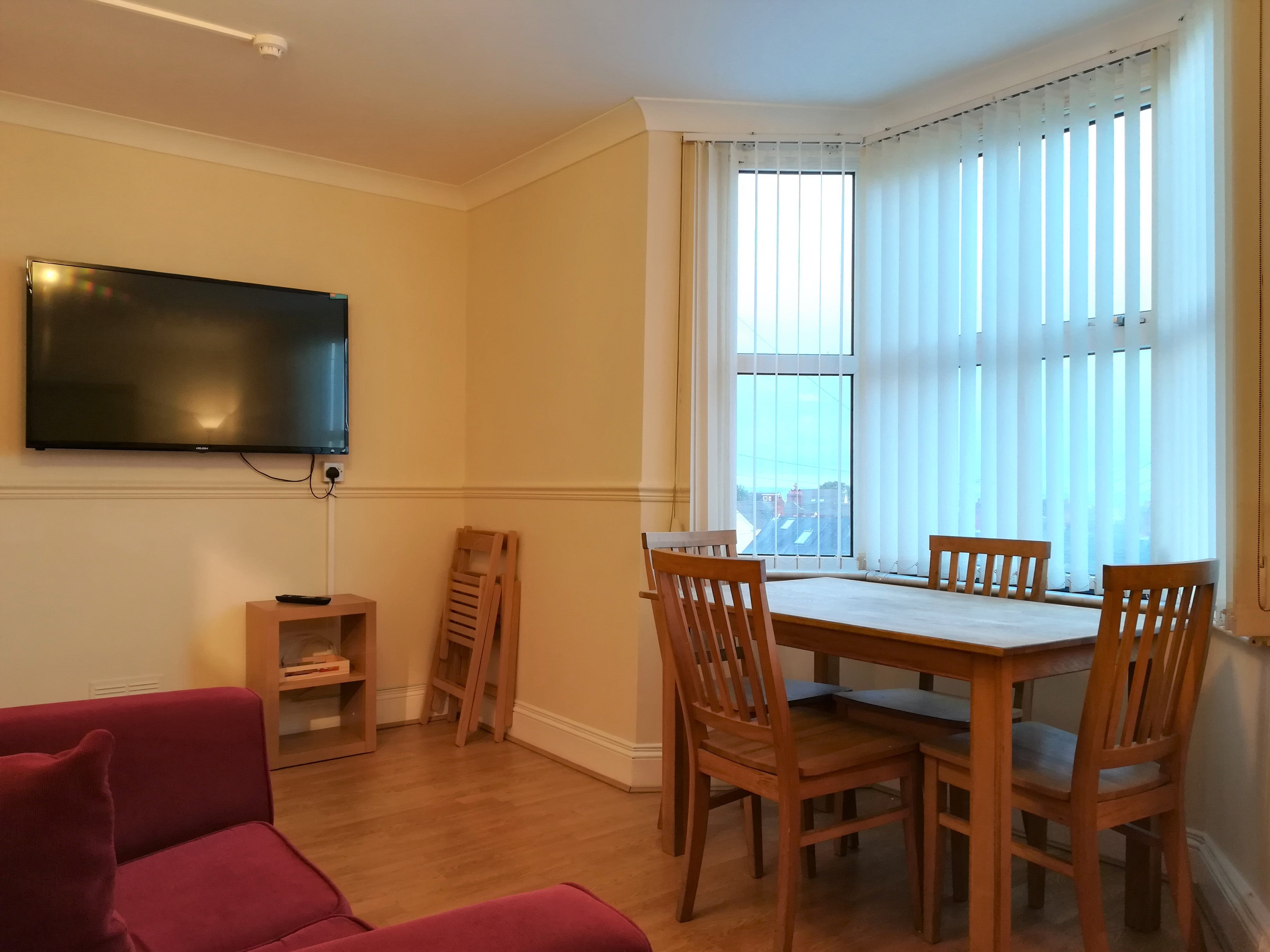 Flat Sketty Road in Swansea