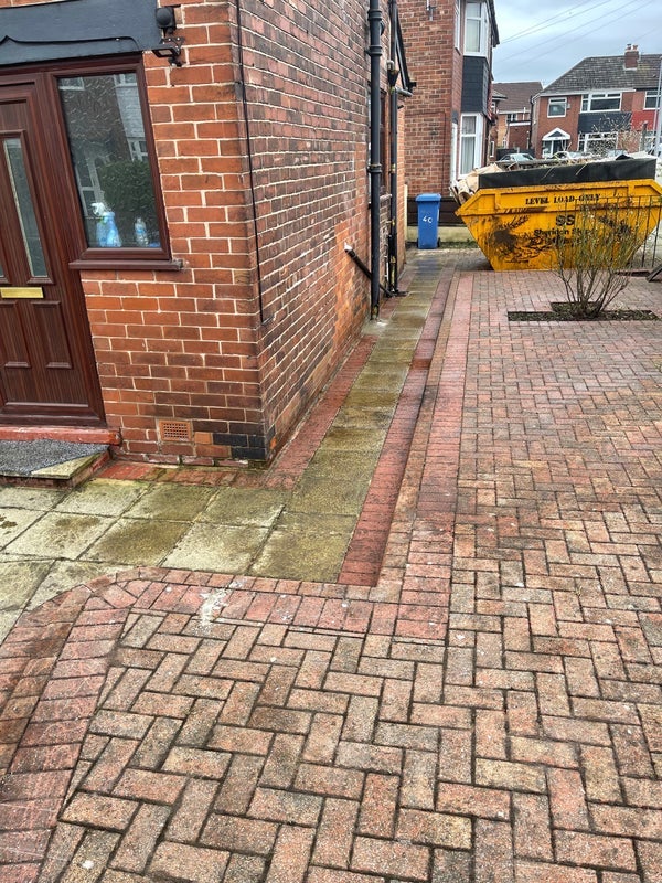 House Jasmine Avenue in Tameside