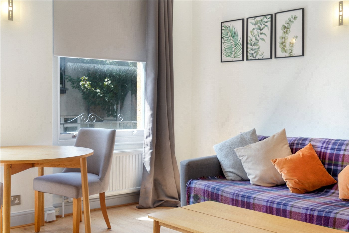 Flat Falkland House Mews in Greater London
