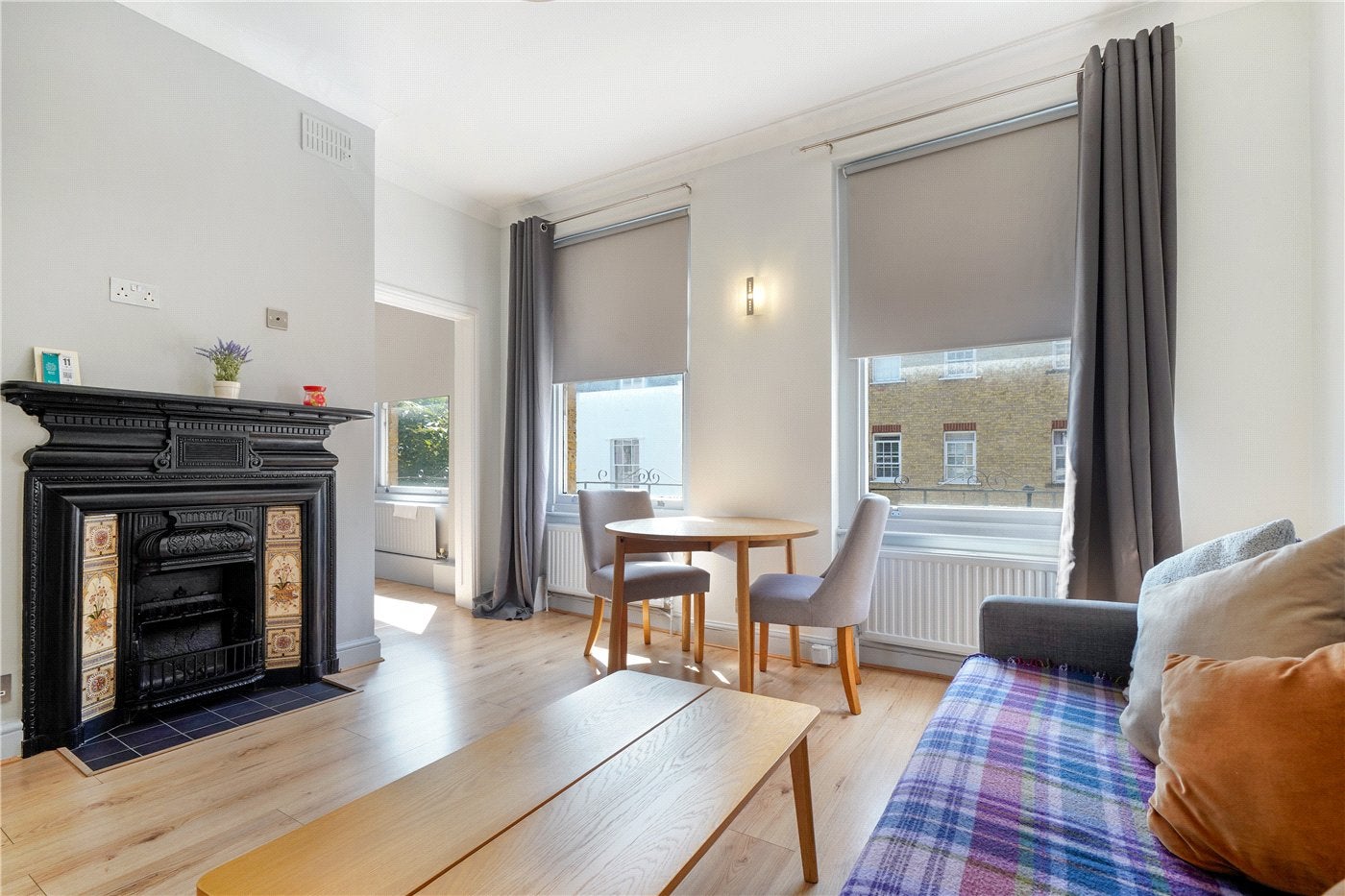 Flat Falkland House Mews in Greater London