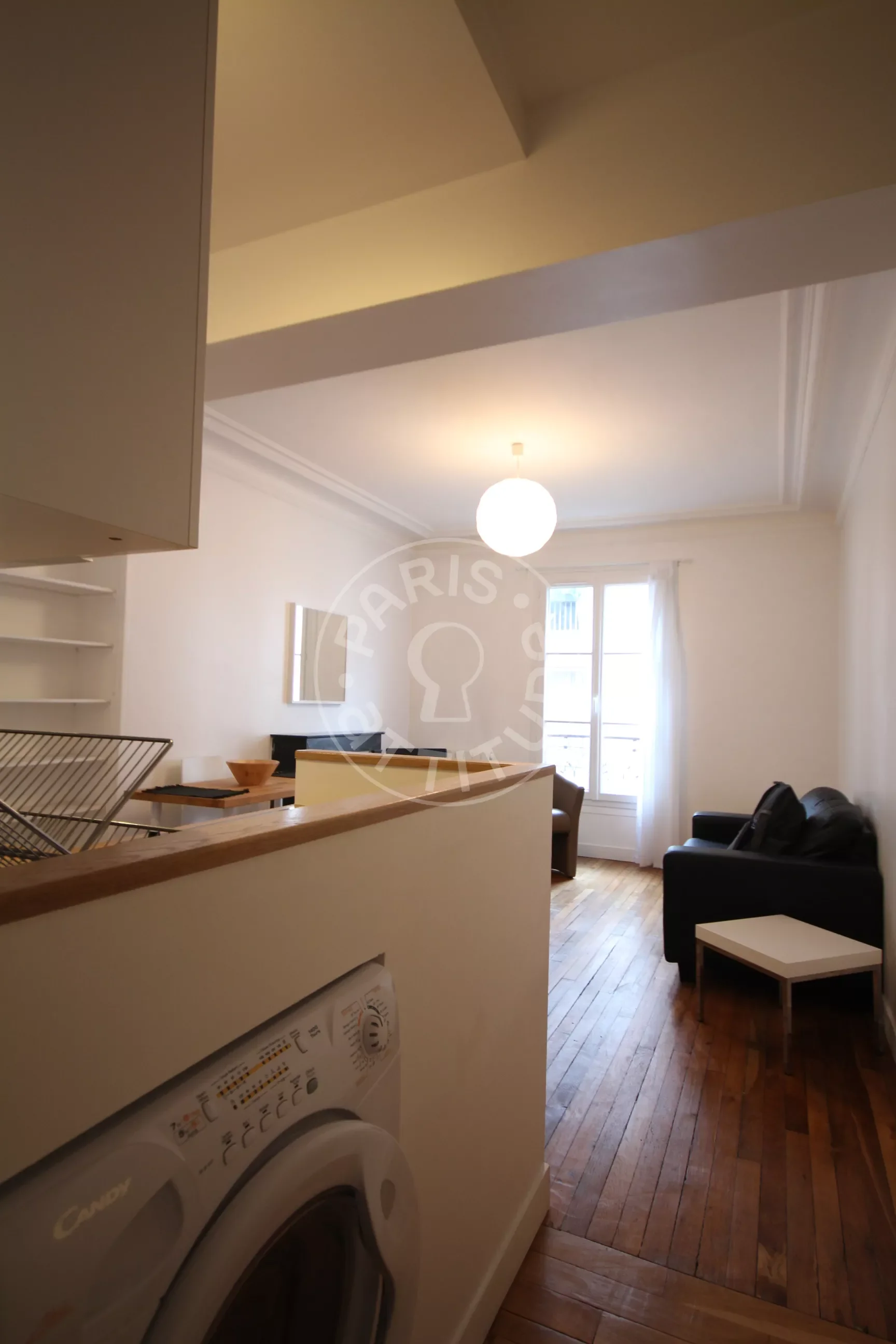 Appartement Cité Férembach à Paris