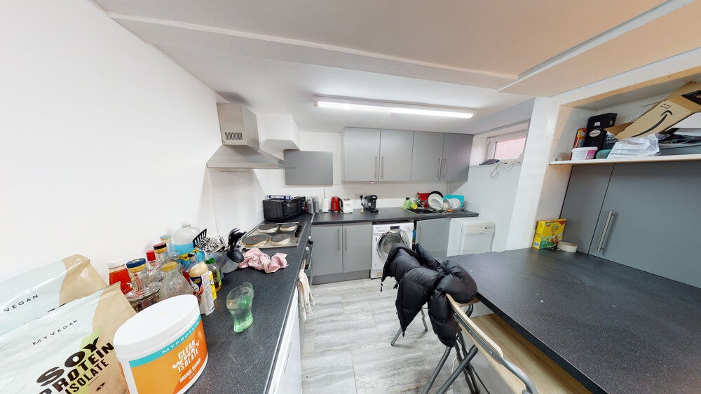 Flat Thornville Terrace in Leeds