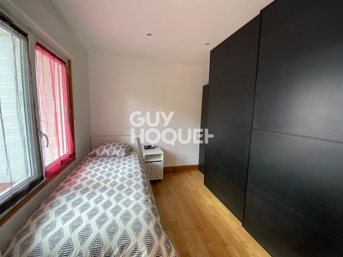 Flat Rue la Fontaine in Fontenay-aux-Roses