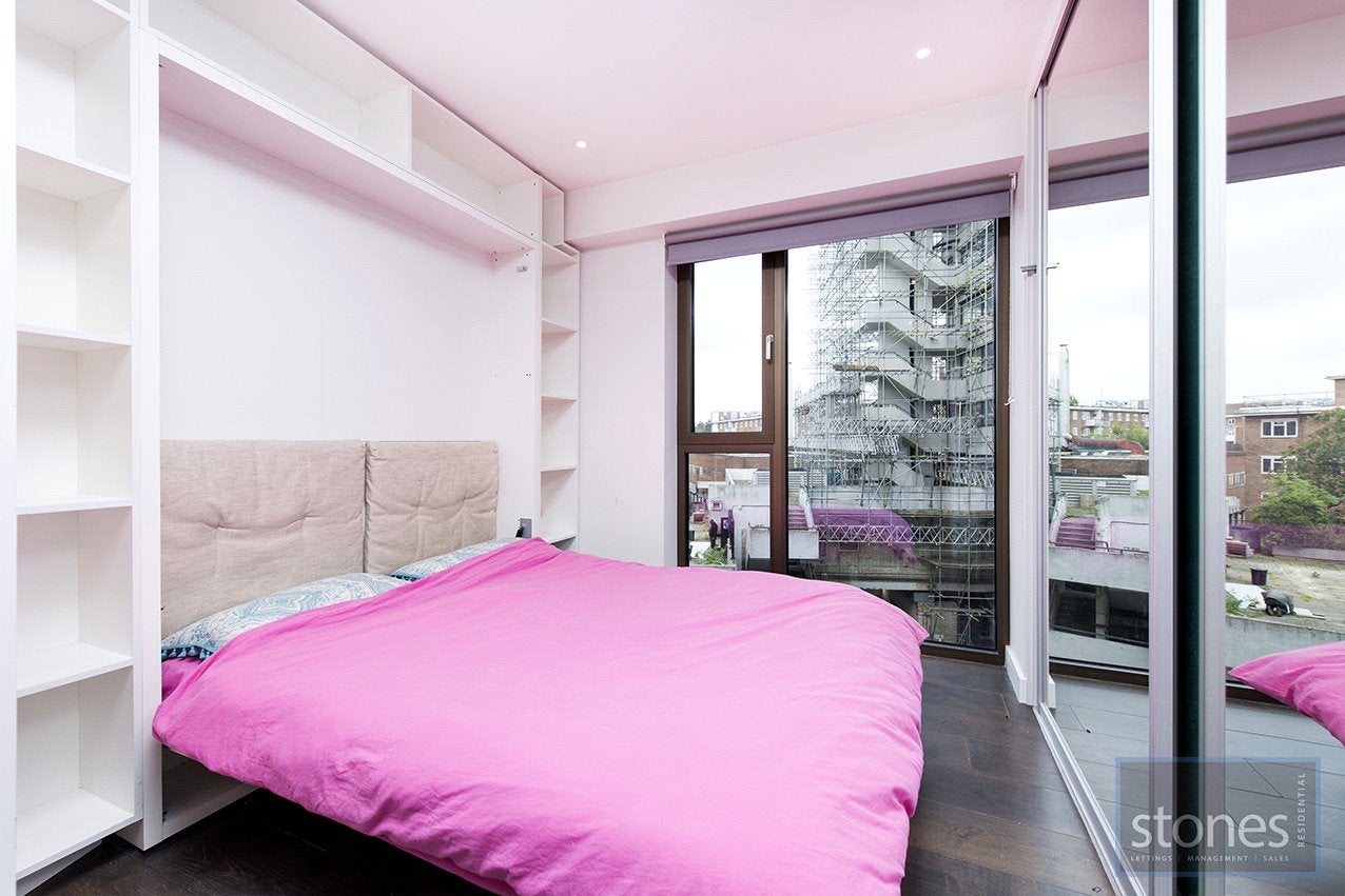 Flat Belsize Road in Greater London