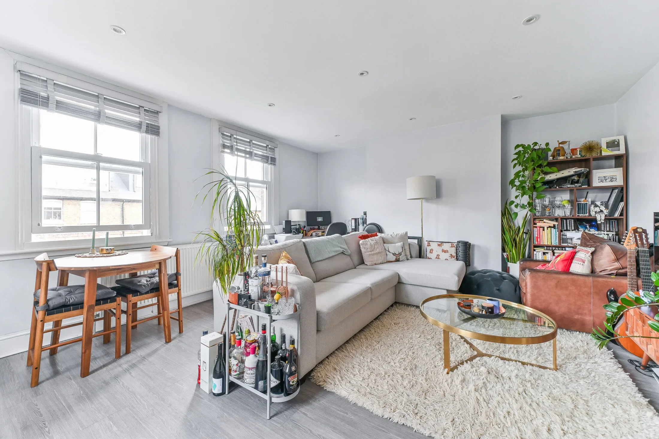 Flat Lingfield Road in Greater London